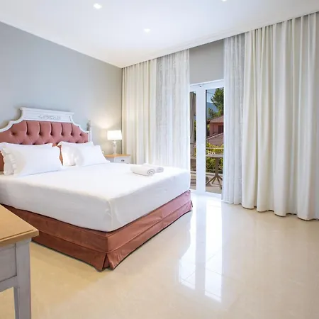 Vk Luxury Suites - Private Parking - Adults Only Nydri  Exterior photo